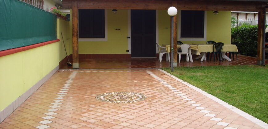 Villino unifamiliare 8 posti letto – Terracina – San Felice Circeo