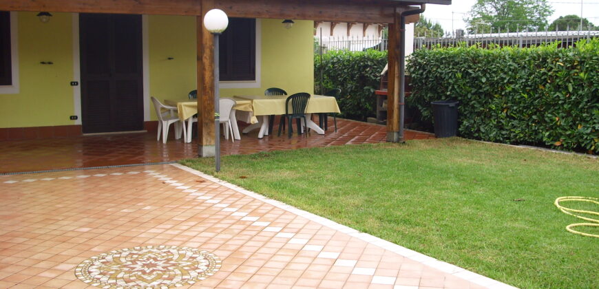 Villino unifamiliare 8 posti letto – Terracina – San Felice Circeo