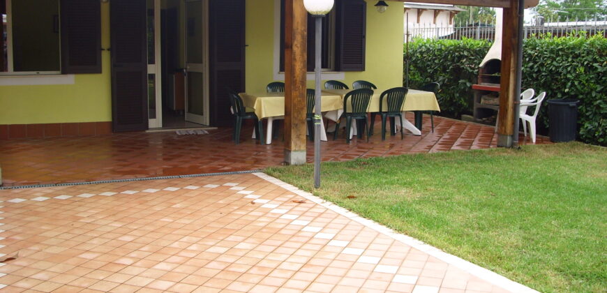 Villino unifamiliare 8 posti letto – Terracina – San Felice Circeo