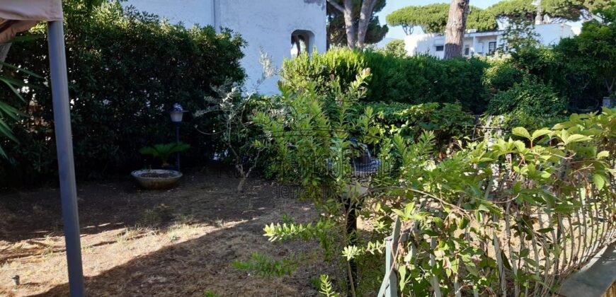 Villa trifamiliare – Terracina – San Felice Circeo