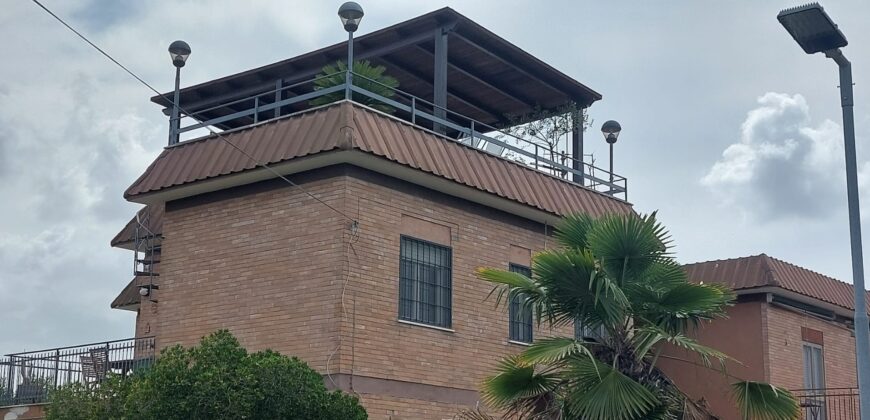 TERRACINA VENDESI – APPARTAMENTO IN UN BEL CONTESTO RESIDENZIALE