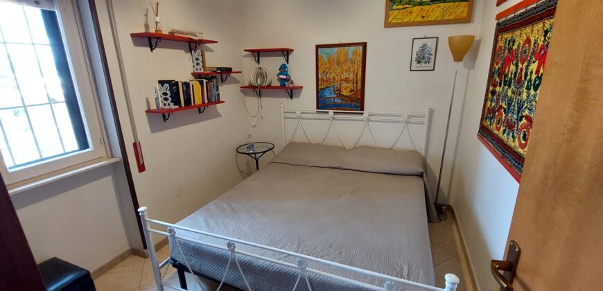 TERRACINA VENDESI – APPARTAMENTO IN UN BEL CONTESTO RESIDENZIALE