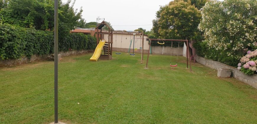 TERRACINA VENDESI – APPARTAMENTO IN UN BEL CONTESTO RESIDENZIALE